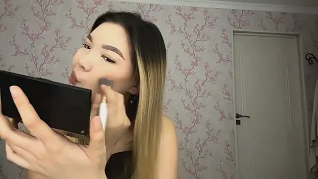 Snapshot of Elina_Mottel chatting on 03.02.26 Elina Mottel online show from 03.02.26