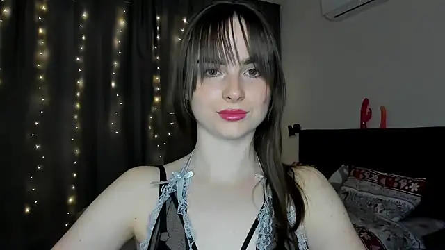 Snapshot of megann_fox2 chatting on 02.23.26 megann fox2 online show from 02.23.26