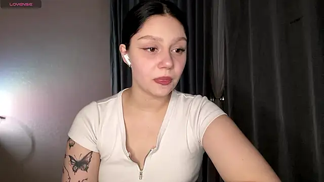 RaquelsHusband online show from 03.04.26