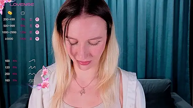 AshleyySchwartz online show from 03.24.26