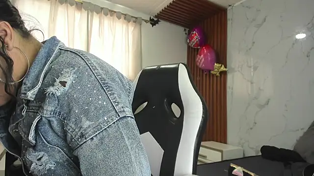 adhara  messY online show from 04.18.26