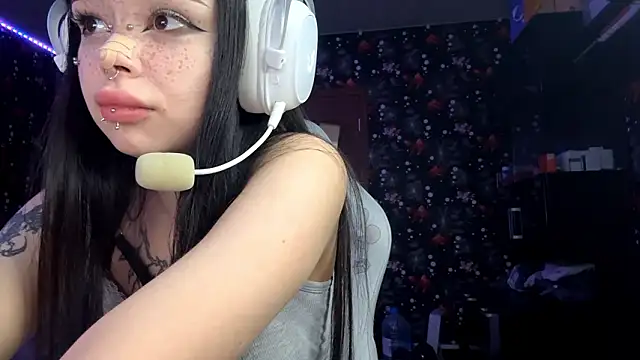 Luna Sohotti online show from 03.12.26