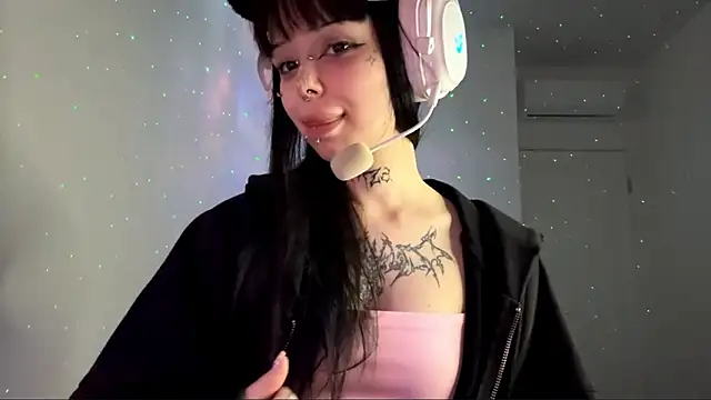 Luna Sohotti online show from 03.28.26