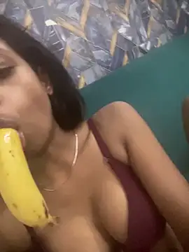 Rani1993 online show from 02.21.26