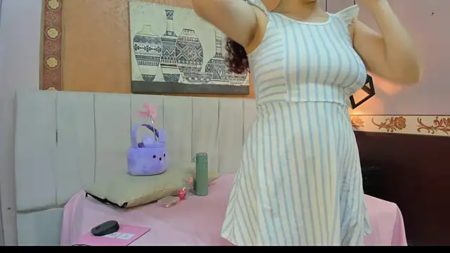 Snapshot of ChloeBernard chatting on 03.03.26 ChloeBernard online show from 03.03.26