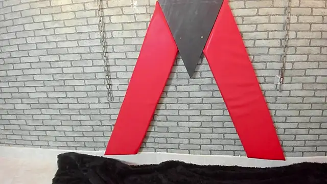 hillary bigbutt online show from 06.01.26
