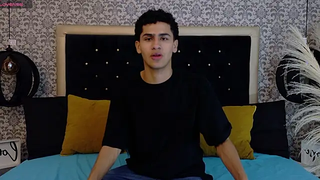 Snapshot of Dark_Sultan chatting on 03.04.26 Dark Sultan online show from 03.04.26