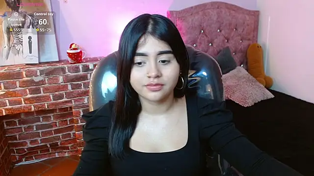 mila quin online show from 03.30.26