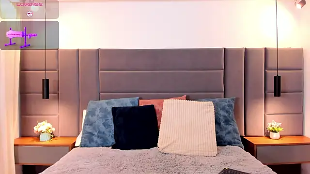 Snapshot of KaraWatson chatting on 02.27.26 KaraWatson online show from 02.27.26