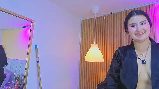 zoe moon   online show from 03.13.26