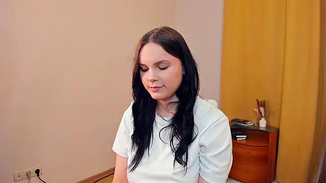 Snapshot of LeilaErcolani chatting on 03.01.26 LeilaErcolani online show from 03.01.26