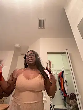 NiomiDivine online show from 02.19.26