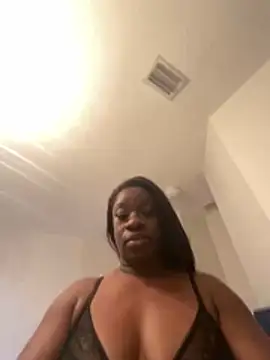 NiomiDivine online show from 02.22.26