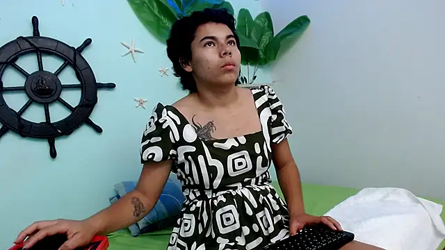 skinnysexy18 online show from 03.09.26