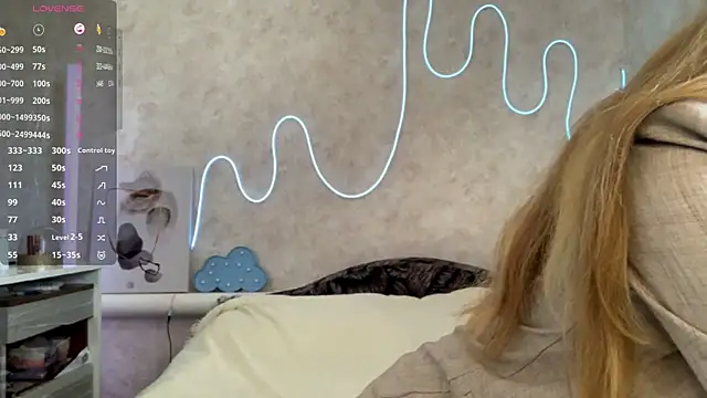 VictoriaDeese online show from 06.05.26