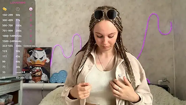 Snapshot of VictoriaDeese chatting on 06.22.26 VictoriaDeese online show from 06.22.26