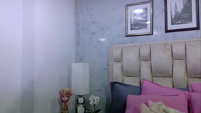 Snapshot of IsabellaRossi chatting on 06.26.26 IsabellaRossi online show from 06.26.26