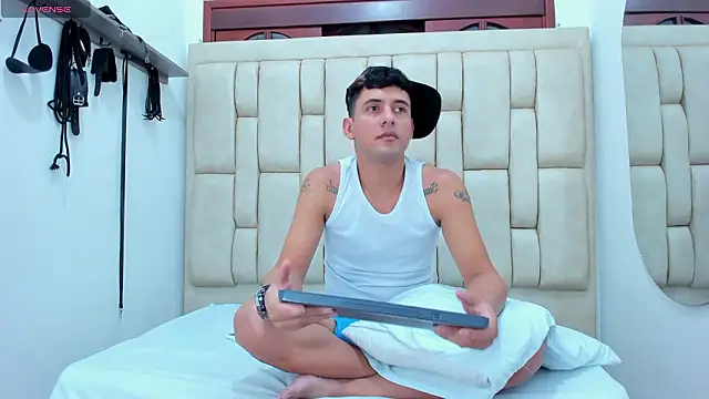 Snapshot of STEVEN_OS chatting on 03.04.26 STEVEN OS online show from 03.04.26