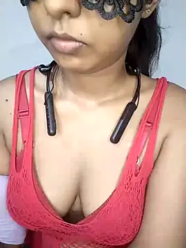 Snapshot of ASHANYA_JAYASOORIYA chatting on 05.17.26 ASHANYA JAYASOORIYA online show from 05.17.26