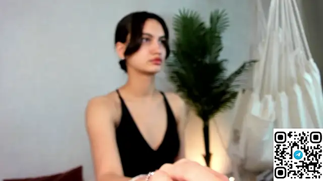 Adele Lanea online show from 03.25.26