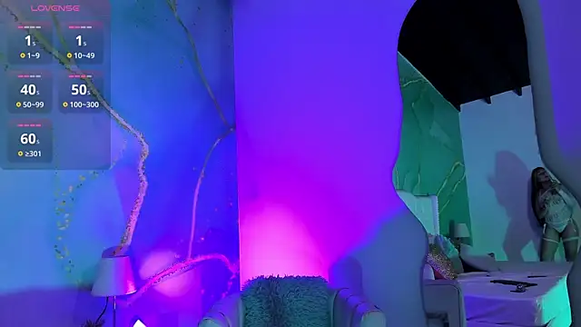 milkavelvett online show from 03.19.26