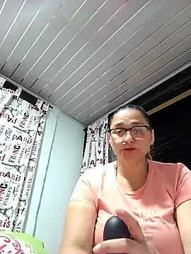 pareja latina2214 online show from 03.21.26