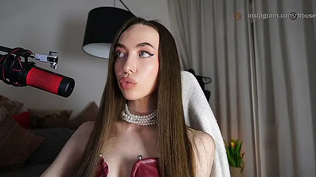 supreme dominatrix online show from 04.24.26