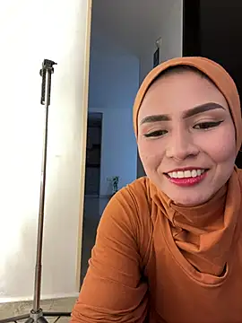 Snapshot of Darsha_Khemu chatting on 06.12.26 Darsha Khemu online show from 06.12.26