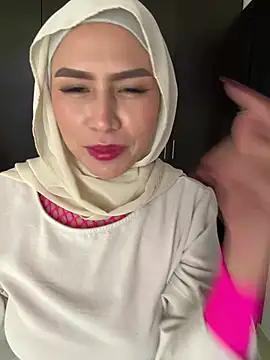 Snapshot of Darsha_Khemu chatting on 07.18.26 Darsha Khemu online show from 07.18.26