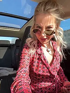 LisaMurr online show from 04.02.26