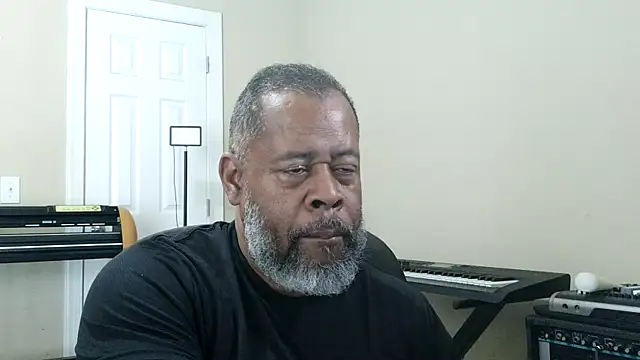 Cleozevo1961 online show from 03.25.26