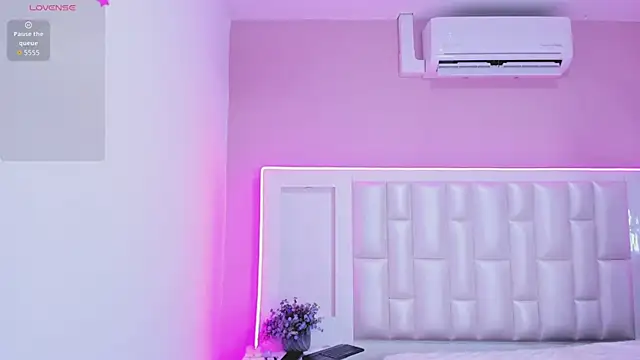 Liia Collins online show from 04.20.26