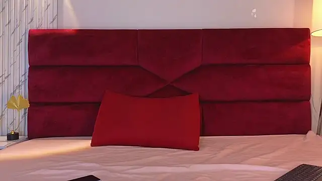 Blue MoonXXX online show from 04.17.26