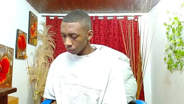 Snapshot of milo018 chatting on 02.24.26 milo018 online show from 02.24.26