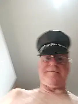 olivbisoumis online show from 04.16.26