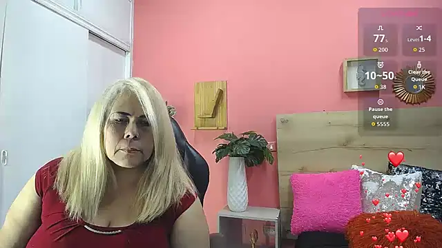 Snapshot of eva_colen50 chatting on 06.22.26 eva colen50 online show from 06.22.26