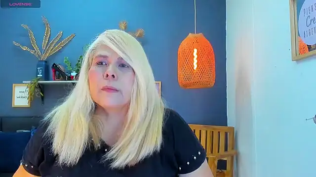 Snapshot of eva_colen50 chatting on 07.04.26 eva colen50 online show from 07.04.26