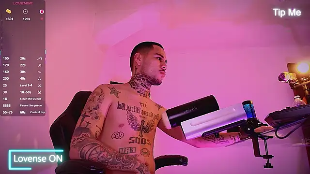 Snapshot of king_of_desire chatting on 03.04.26 king of desire online show from 03.04.26