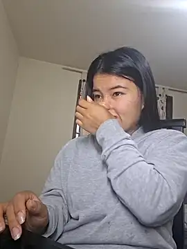 Miiia a online show from 04.20.26