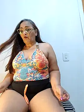 Noemipopi online show from 04.16.26