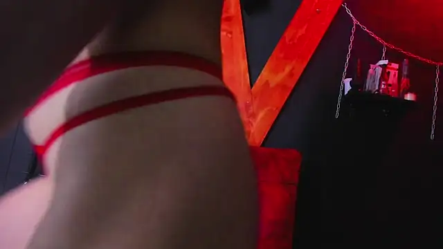 lilith slave online show from 04.21.26