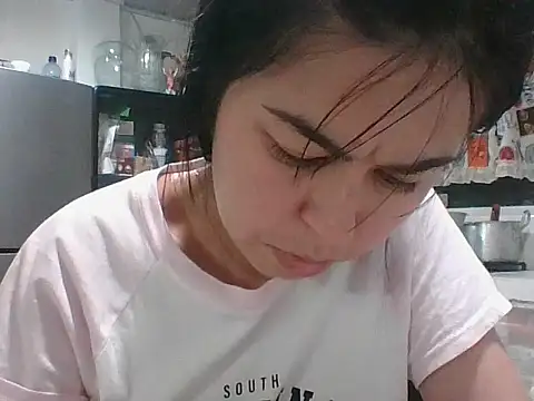 Snapshot of CandyyLove69 chatting on 02.21.26 CandyyLove69 online show from 02.21.26