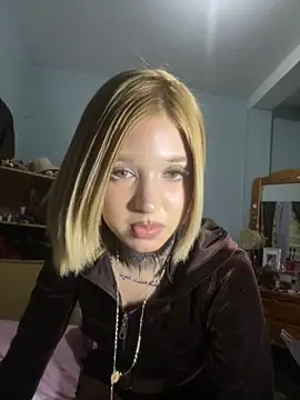 avrillayan online show from 03.05.26