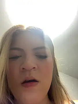 meggan    online show from 03.01.26