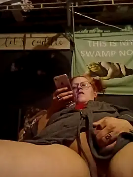 Snapshot of reinadebelleza420 chatting on 02.24.26 reinadebelleza420 online show from 02.24.26