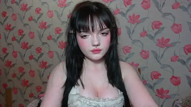 DorathyScaggs online show from 04.17.26