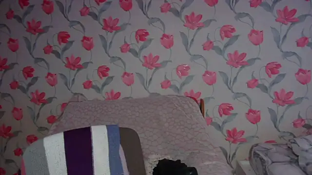 DorathyScaggs online show from 04.20.26