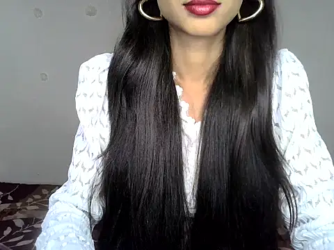 SIKSHA SINGH online show from 05.18.26