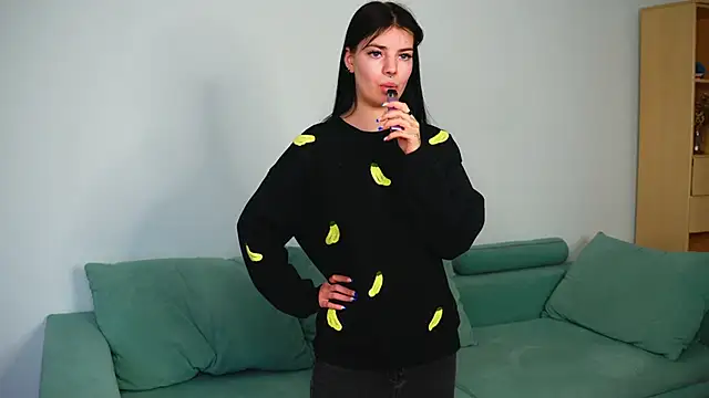 Snapshot of SongPinc chatting on 03.04.26 SongPinc online show from 03.04.26