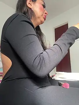 Snapshot of JessikaHoot chatting on 06.18.26 JessikaHoot online show from 06.18.26